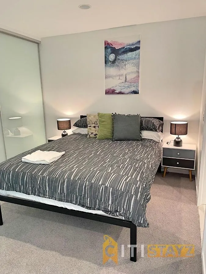 Splendid 2Bd 1Bth 1Csp Apt - Superb Cbd Location Canberra Apartment